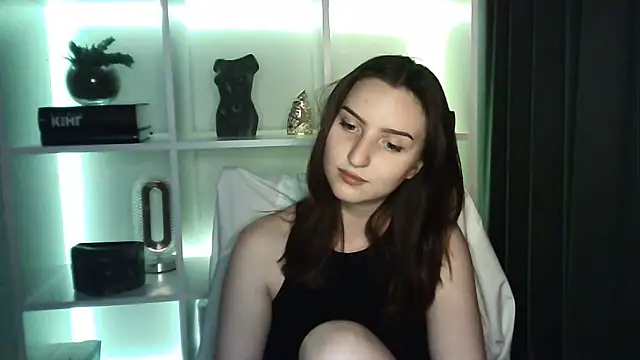 Snapshot of X_Alisa chatting on 5, 6, 2026 X Alisa online show from 5, 6, 2026