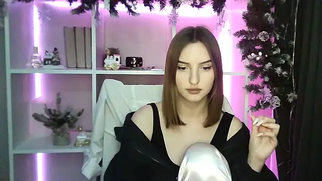 X Alisa online show from 14, 1, 2025