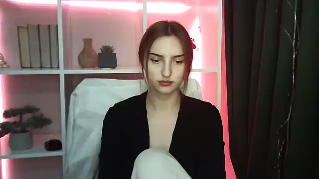 X Alisa online show from 19, 2, 2025