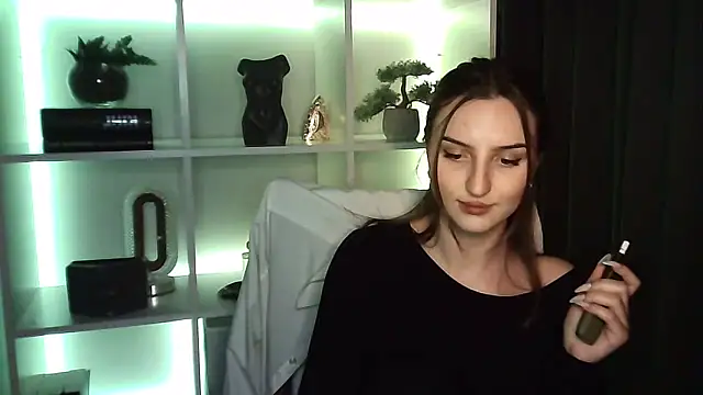 X Alisa online show from 3, 5, 2026