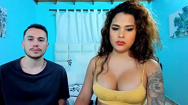 Snapshot of xxx_sweet_couple_ chatting on 19, 11, 2025 xxx sweet couple online show from 19, 11, 2025