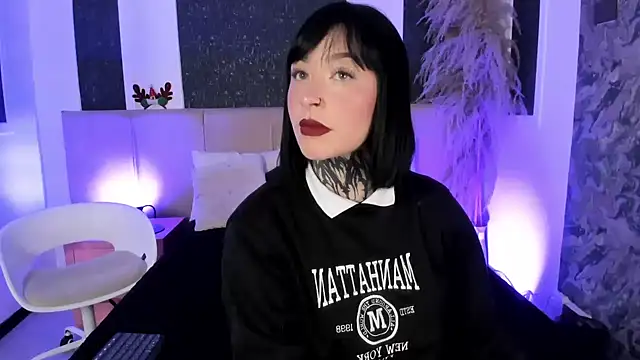 Scolw online show from 4, 12, 2025