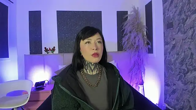 Scolw online show from 3, 12, 2025