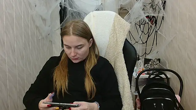 ElenaMaeer online show from 28, 10, 2025