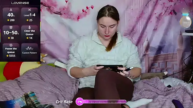 ElenaMaeer online show from 15, 12, 2025