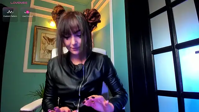 1Munique online show from 20, 10, 2025