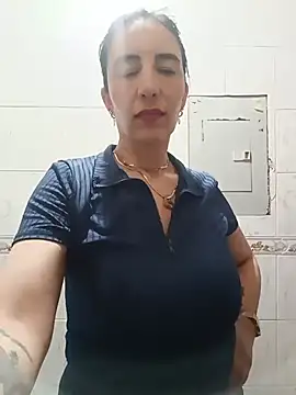 Snapshot of christine-x chatting on 27, 7, 2026 christine-x online show from 27, 7, 2026