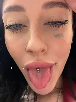 Melissa crazy online show from 17, 3, 2025