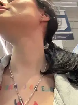 Melissa crazy online show from 7, 11, 2025