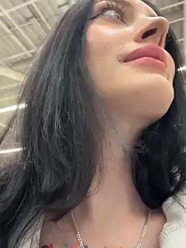 Melissa crazy online show from 5, 11, 2025