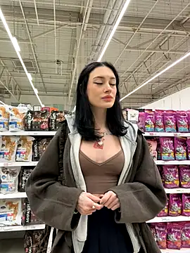 Melissa crazy online show from 28, 10, 2025