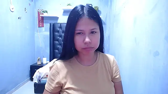 Letty Plugxo online show from 11, 5, 2026