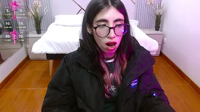 Snapshot of LenaRoses chatting on 12, 11, 2025 LenaRoses online show from 12, 11, 2025