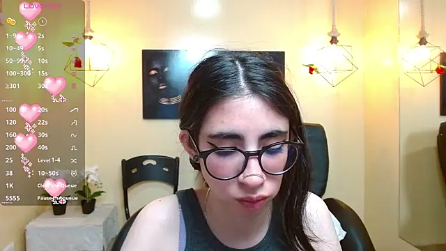 Snapshot of LenaRoses chatting on 5, 12, 2024 LenaRoses online show from 5, 12, 2024