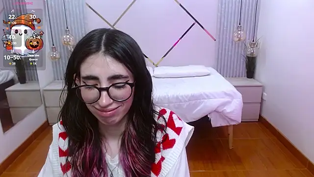 Snapshot of LenaRoses chatting on 17, 10, 2025 LenaRoses online show from 17, 10, 2025