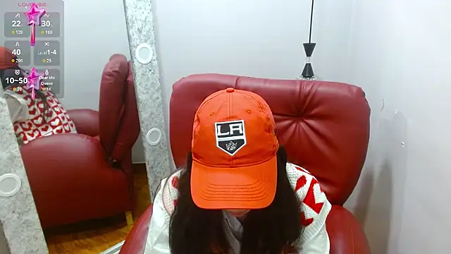 LenaRoses online show from 15, 4, 2026
