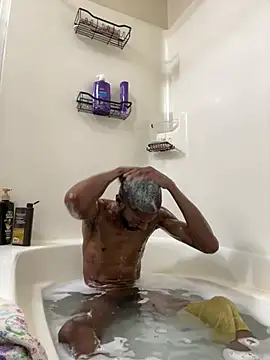 Monsterxefezzyx online show from 5, 1, 2025