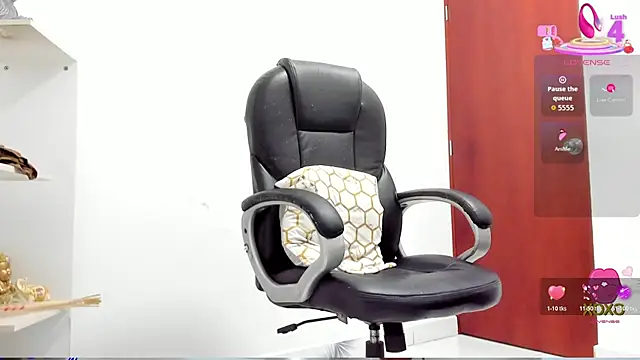 Snapshot of mrskatty chatting on 30, 5, 2026 mrskatty online show from 30, 5, 2026