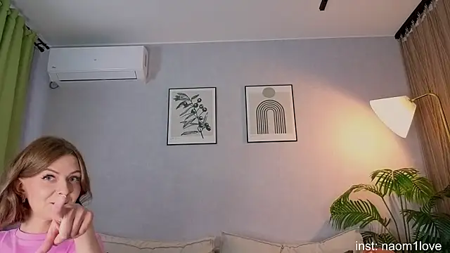 Naomi Girly online show from 21, 6, 2026