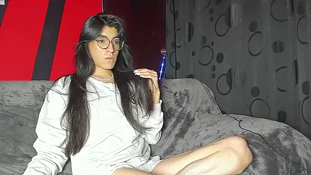 Chaminela 27 online show from 15, 2, 2025