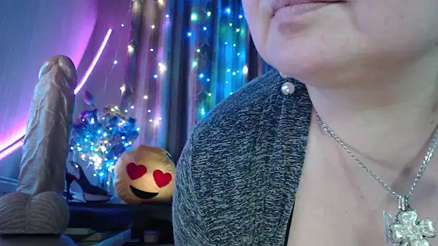 amorelara online show from 19, 5, 2026