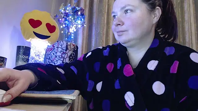 amorelara online show from 24, 2, 2026