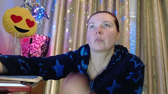 amorelara online show from 12, 3, 2026