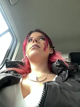 RiriRoseey online show from 7, 2, 2026