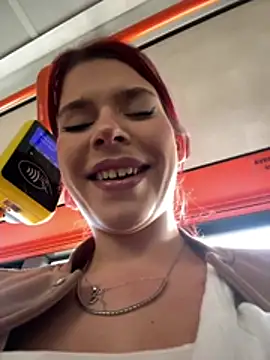 RiriRoseey online show from 19, 3, 2026