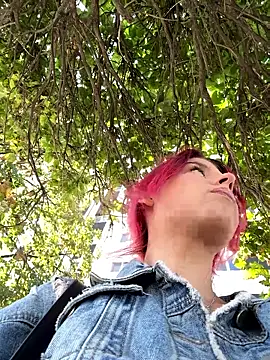 RiriRoseey online show from 19, 9, 2025