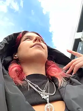 RiriRoseey online show from 28, 10, 2025