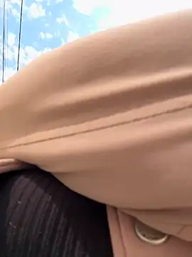 RiriRoseey online show from 20, 4, 2026