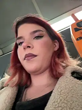 RiriRoseey online show from 2, 4, 2026