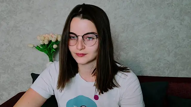 Miss Arwen online show from 19, 9, 2025