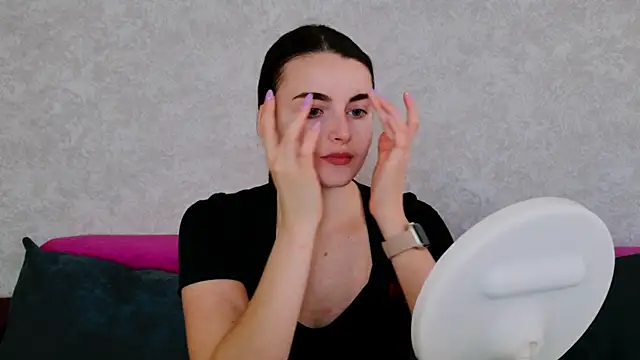 Miss Arwen online show from 26, 9, 2025