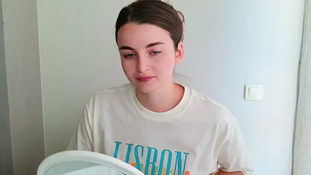 Miss Arwen online show from 17, 6, 2026