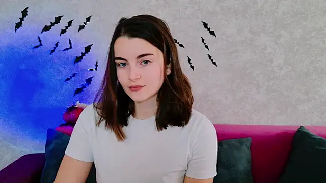 Miss Arwen online show from 23, 10, 2025