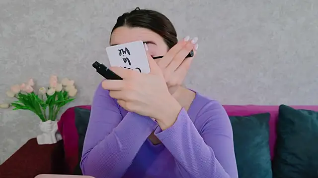 Miss Arwen online show from 17, 11, 2025