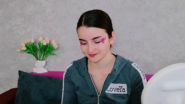 Miss Arwen online show from 30, 9, 2025