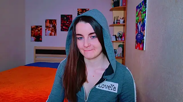 Miss Arwen online show from 4, 3, 2025