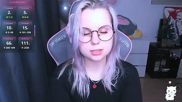 Snapshot of miray_kuriyama123 chatting on 2, 2, 2026 miray kuriyama123 online show from 2, 2, 2026