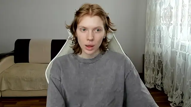 StellaDavis online show from 10, 4, 2026