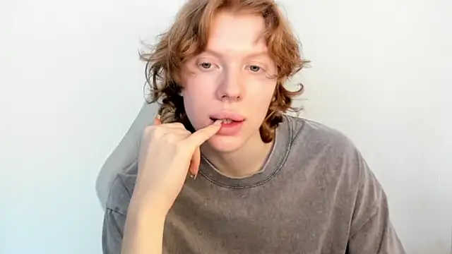 StellaDavis online show from 3, 3, 2026