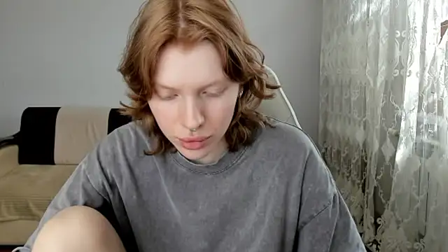 StellaDavis online show from 13, 5, 2026