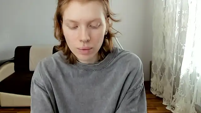 StellaDavis online show from 3, 5, 2026
