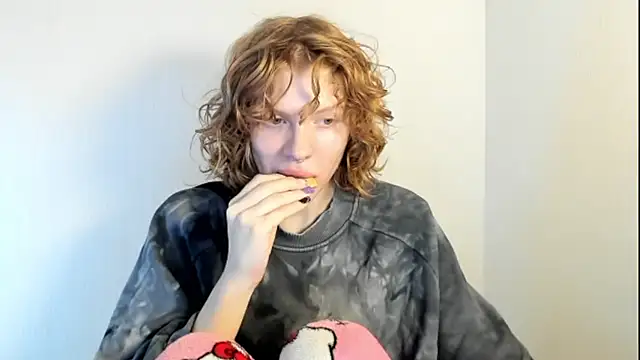 StellaDavis online show from 21, 10, 2025