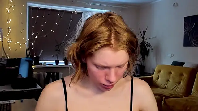 StellaDavis online show from 27, 2, 2025