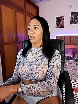 charlotte bayron02 online show from 18, 4, 2026