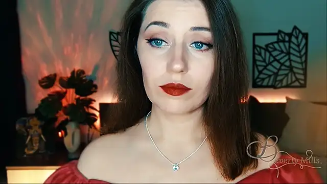 MissBeverlyMills online show from 2, 2, 2025