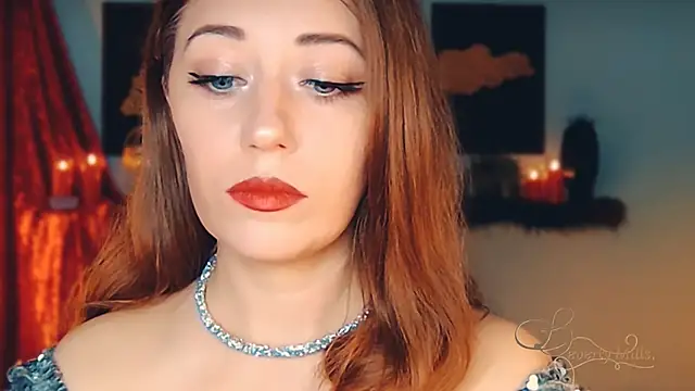 MissBeverlyMills online show from 27, 10, 2025